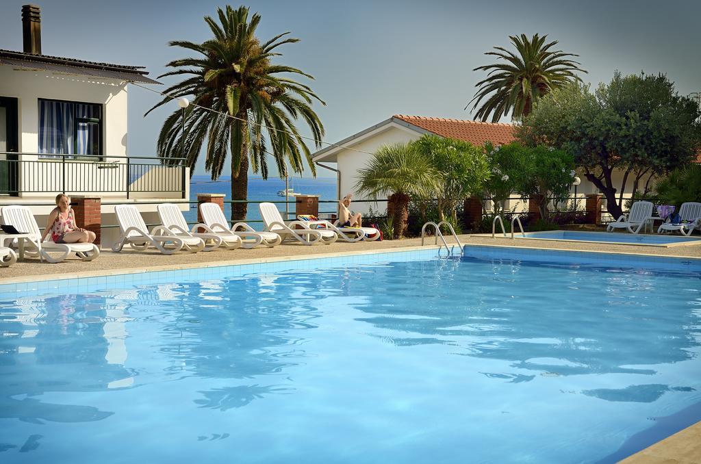 Blue Beach Bussana Nuova Exterior photo