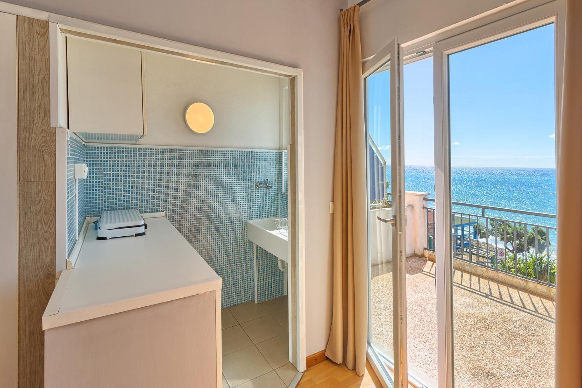 Blue Beach Bussana Nuova Exterior photo